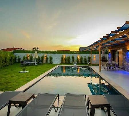 Villa Ege & Yigit & Yagiz - Happy Villalari Fethiye