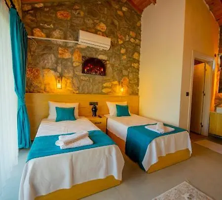 Ege & Yigit & Yagiz - Happy Villalari Βίλα