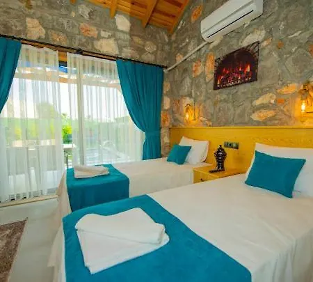 Βίλα Ege & Yigit & Yagiz - Happy Villalari *